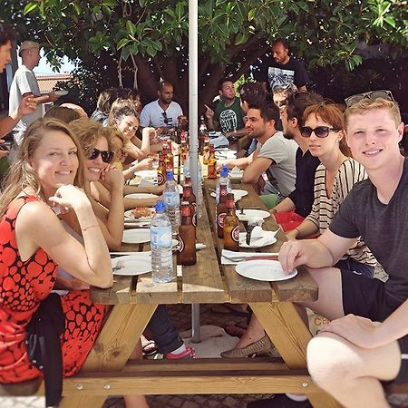 Moka Surfhouse Hostel Ericeira Luaran gambar