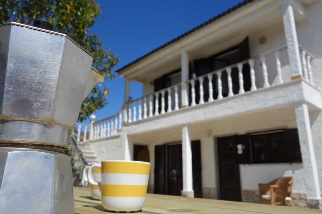 Moka Surfhouse Hostel Ericeira Luaran gambar